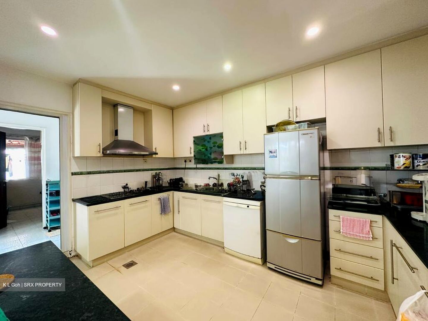 Jalan Angin Laut (D16), Semi-Detached #499788611